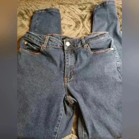 Tahari Jeans- (#532) - Picture 1 of 8